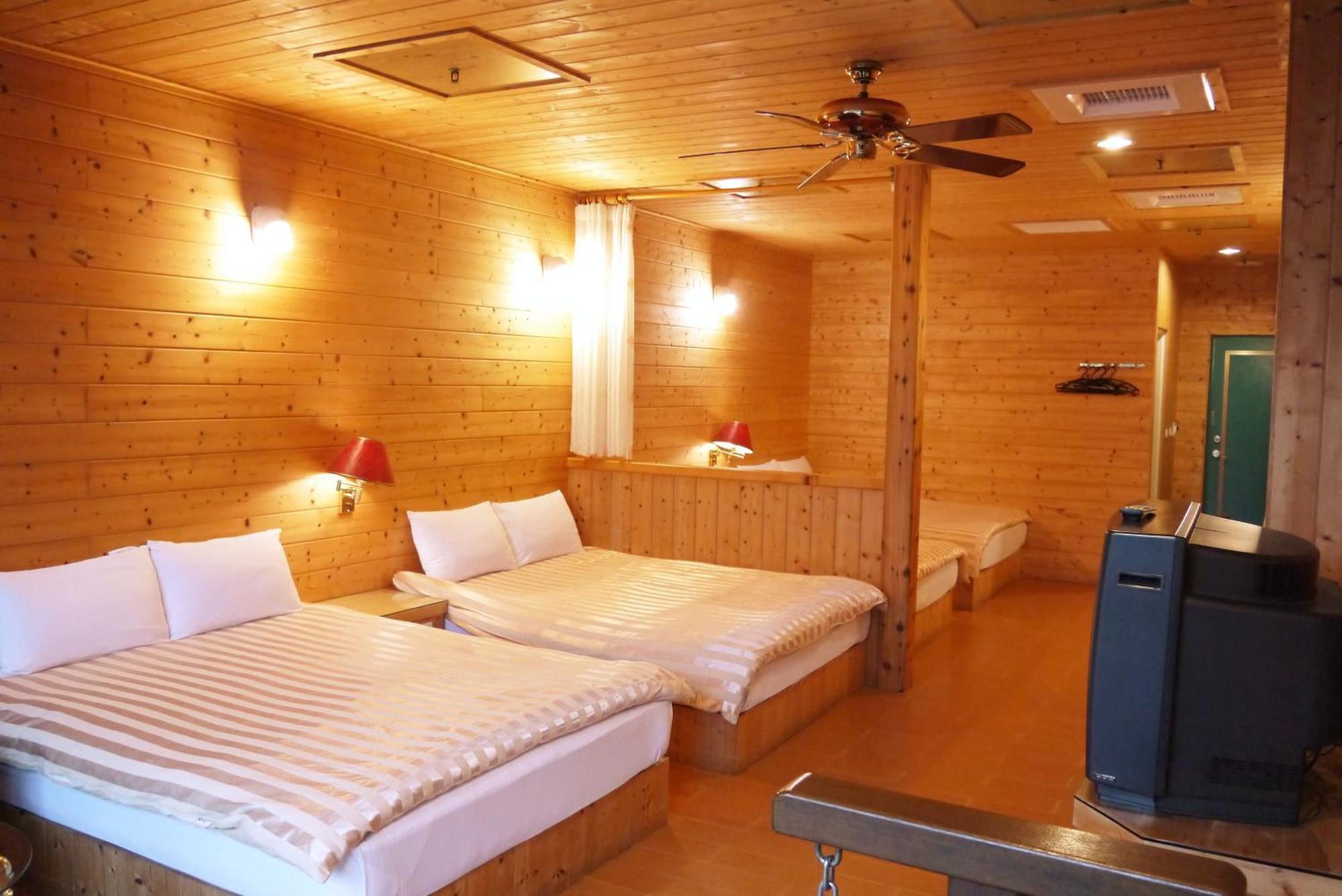 Kingtaiwan Hotel Lugu Quarto foto